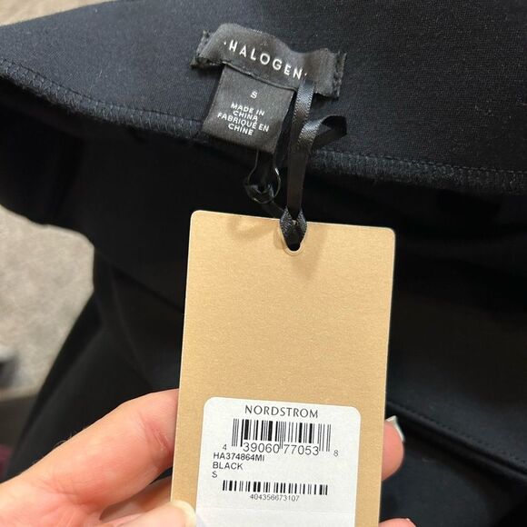 Halogen Nordstrom pencil skirt with side slit NWT - Picture 7 of 8